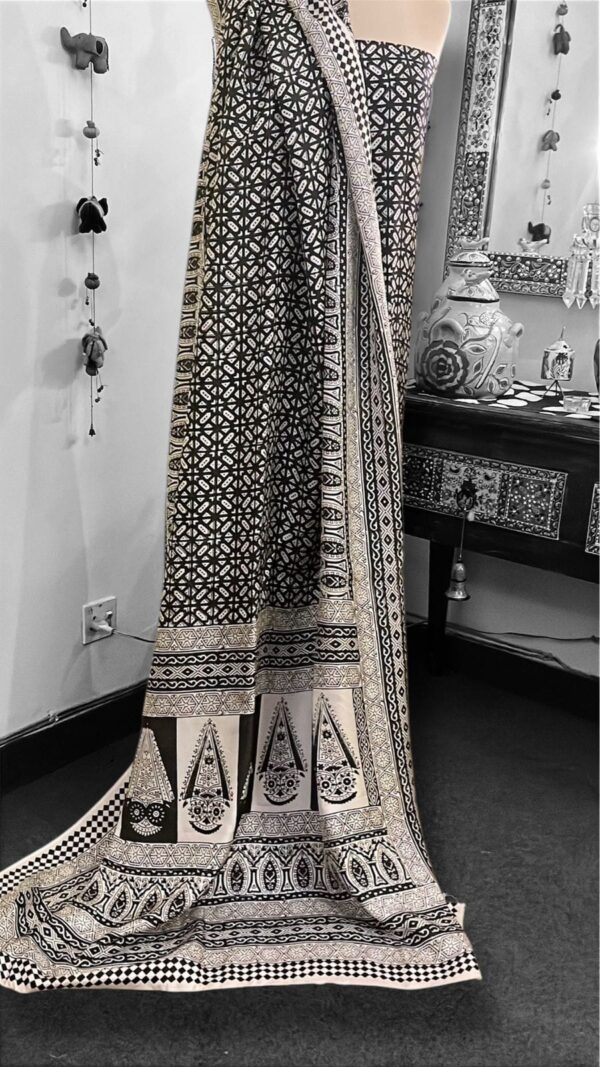 2 pc unstitched suits