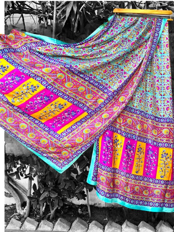 Jaw-Dropping Silk Dupattas to Turn Heads