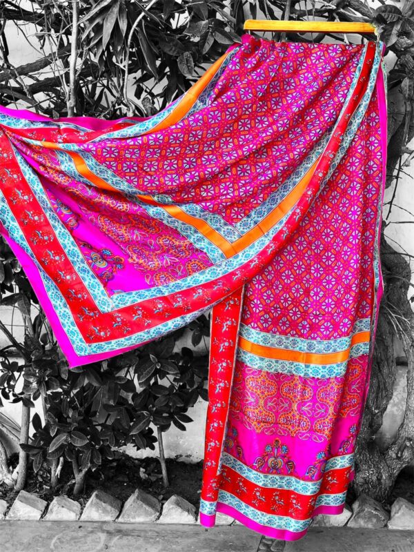 Jaw-Dropping Silk Dupattas to Turn Heads