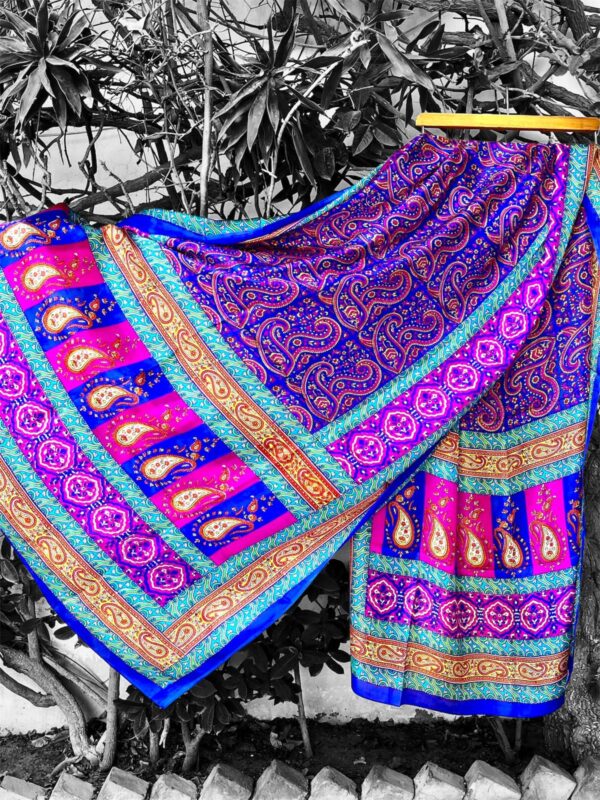 Jaw-Dropping Silk Dupattas to Turn Heads